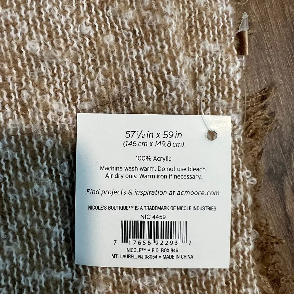 NEW! Cozy Comfy Blanket Wrap Scarf Bundle (2)